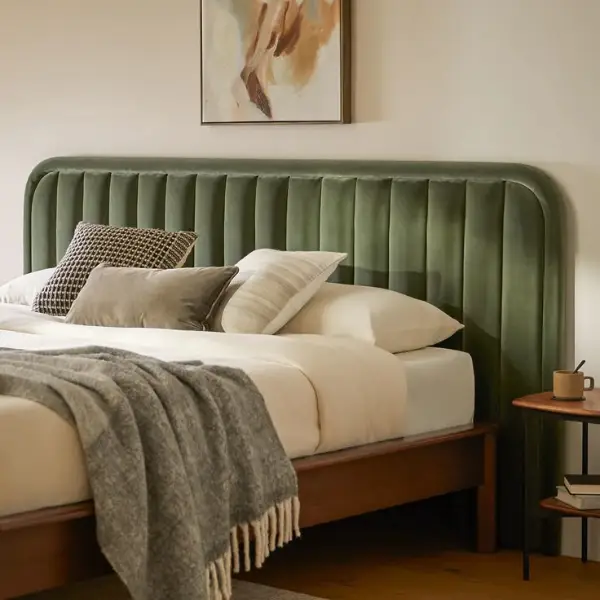 Stylish padded bed headboard